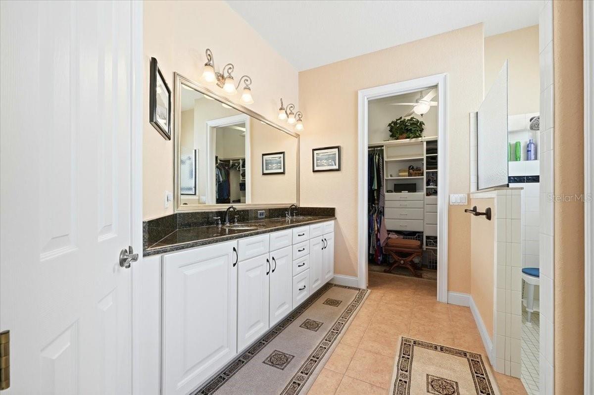 548 Meandering Way Property Photo 31