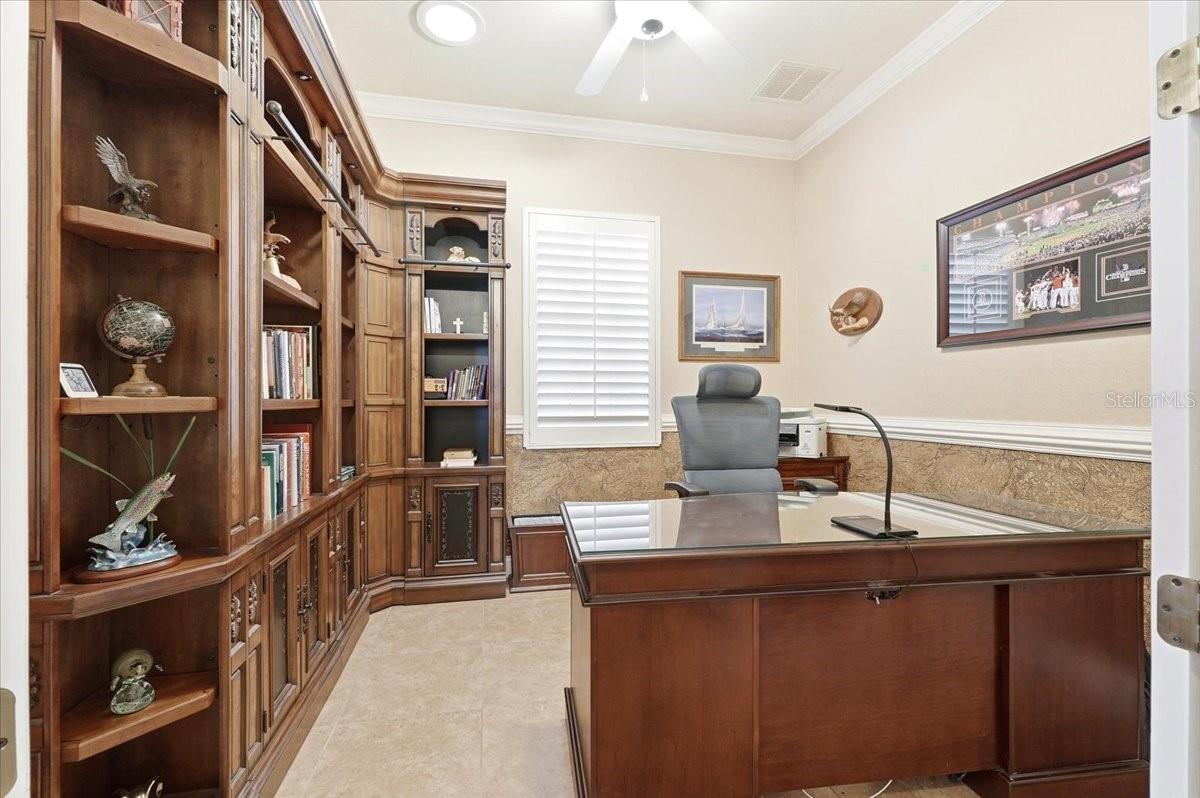 548 Meandering Way Property Photo 34