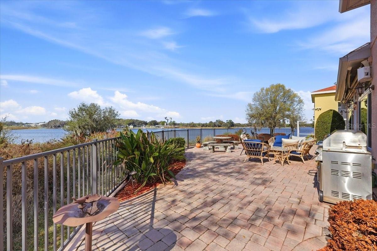 548 Meandering Way Property Photo 45