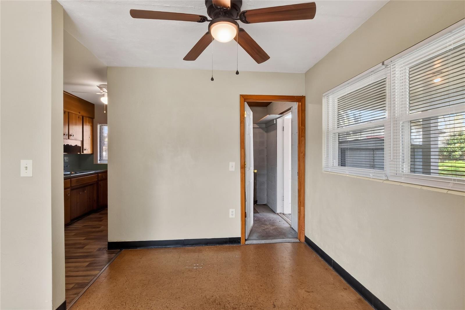 1248 Woodland Ave Property Photo 11