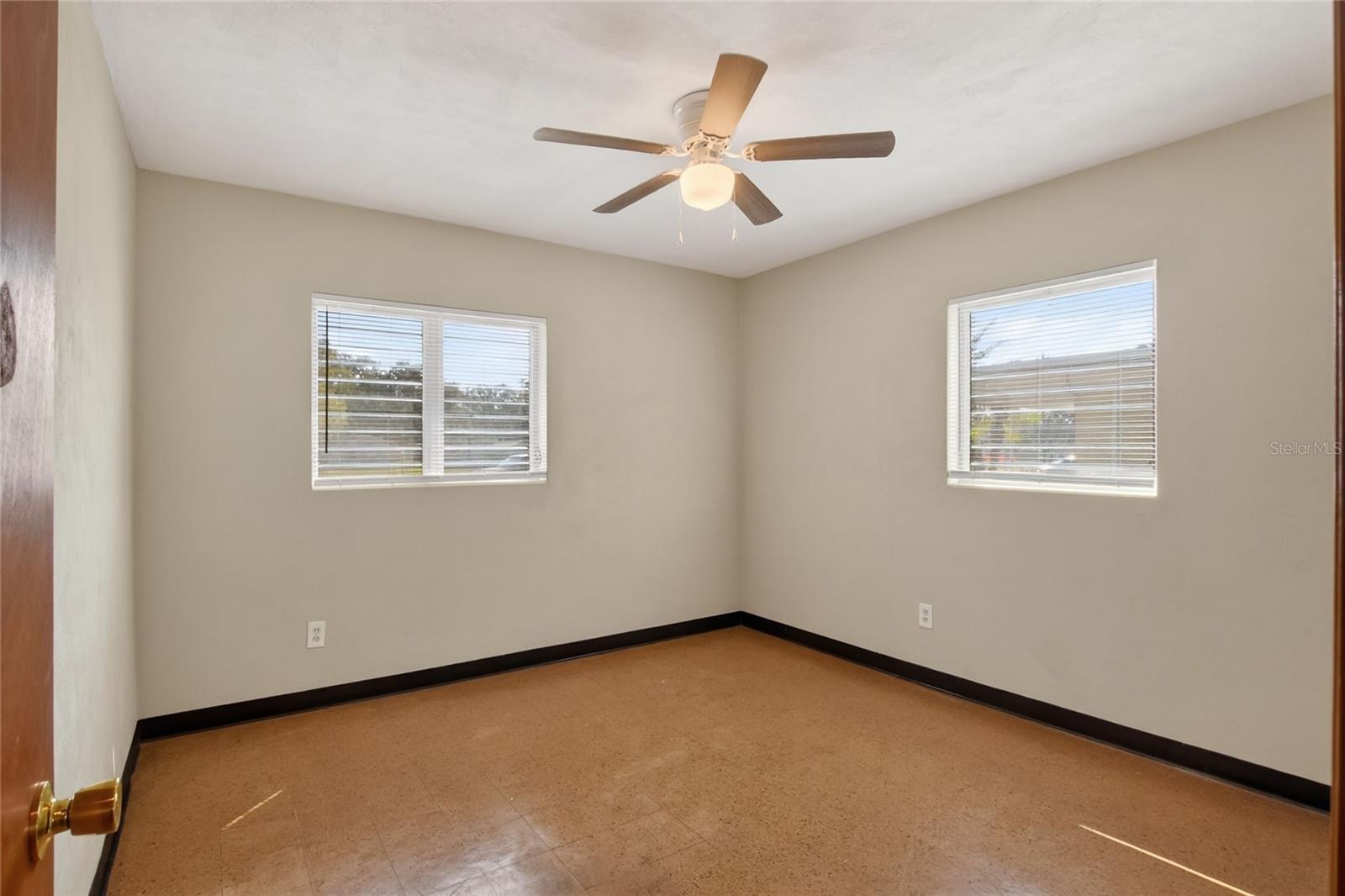 1248 Woodland Ave Property Photo 17
