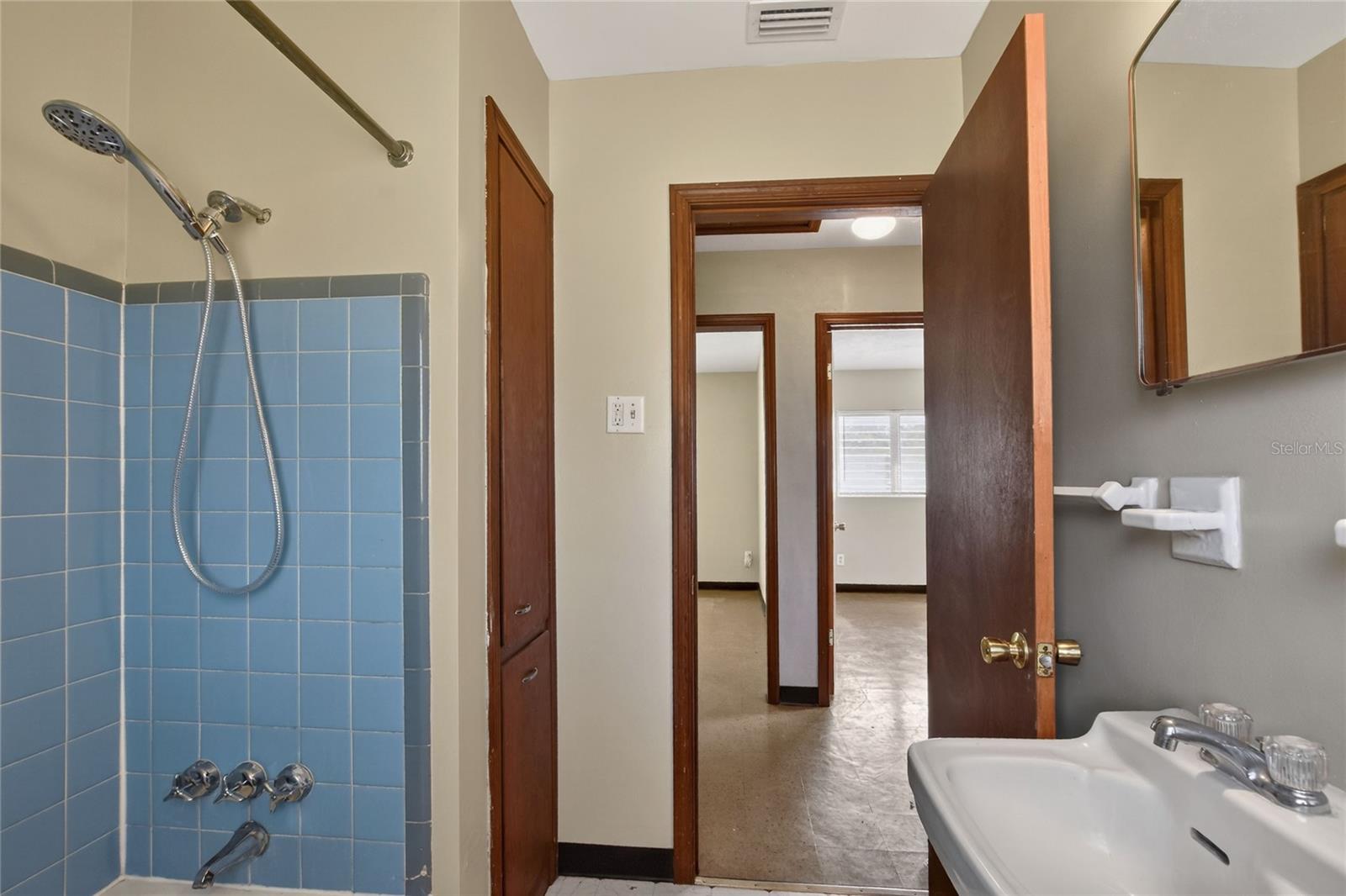 1248 Woodland Ave Property Photo 21