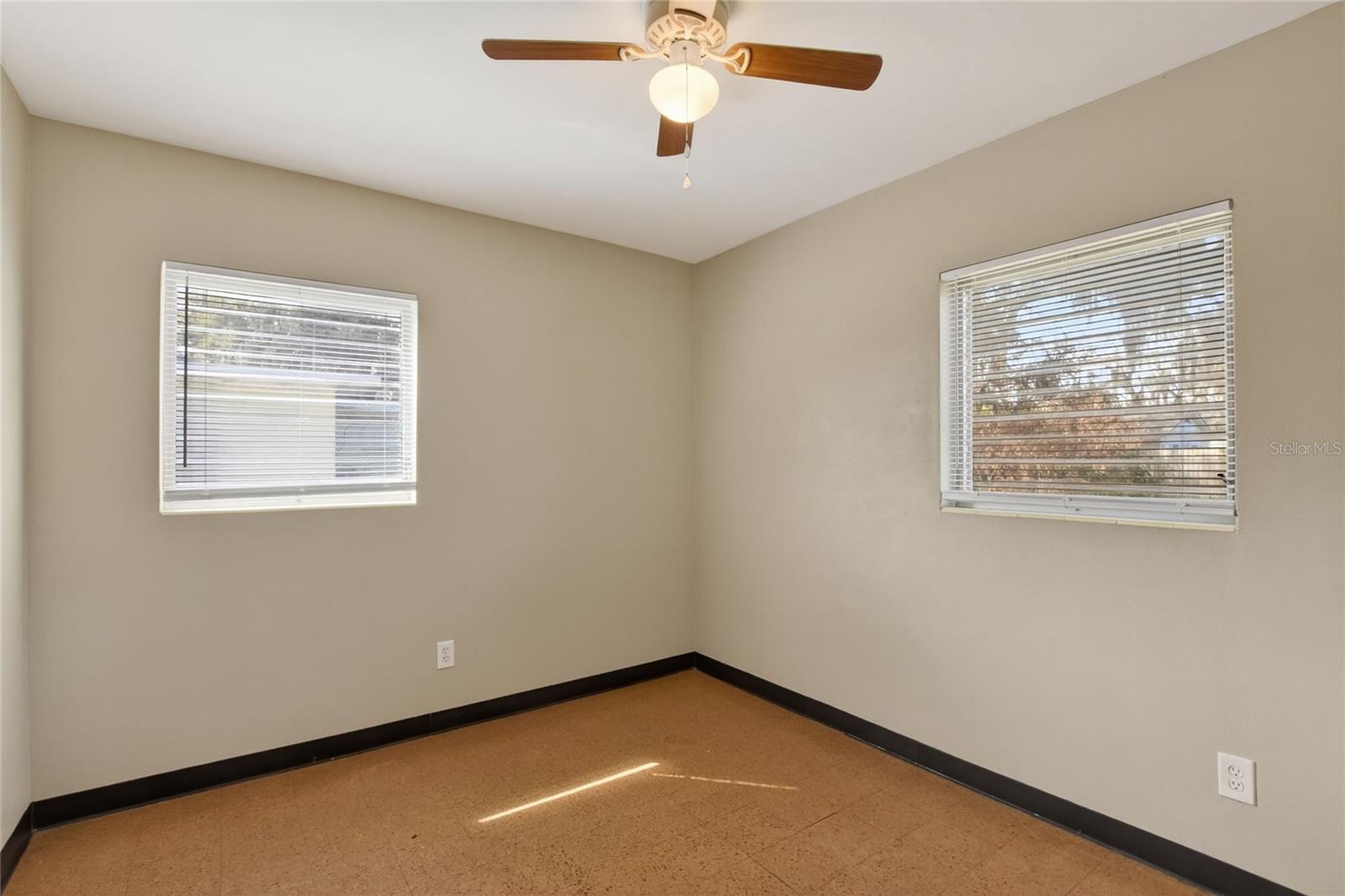 1248 Woodland Ave Property Photo 22