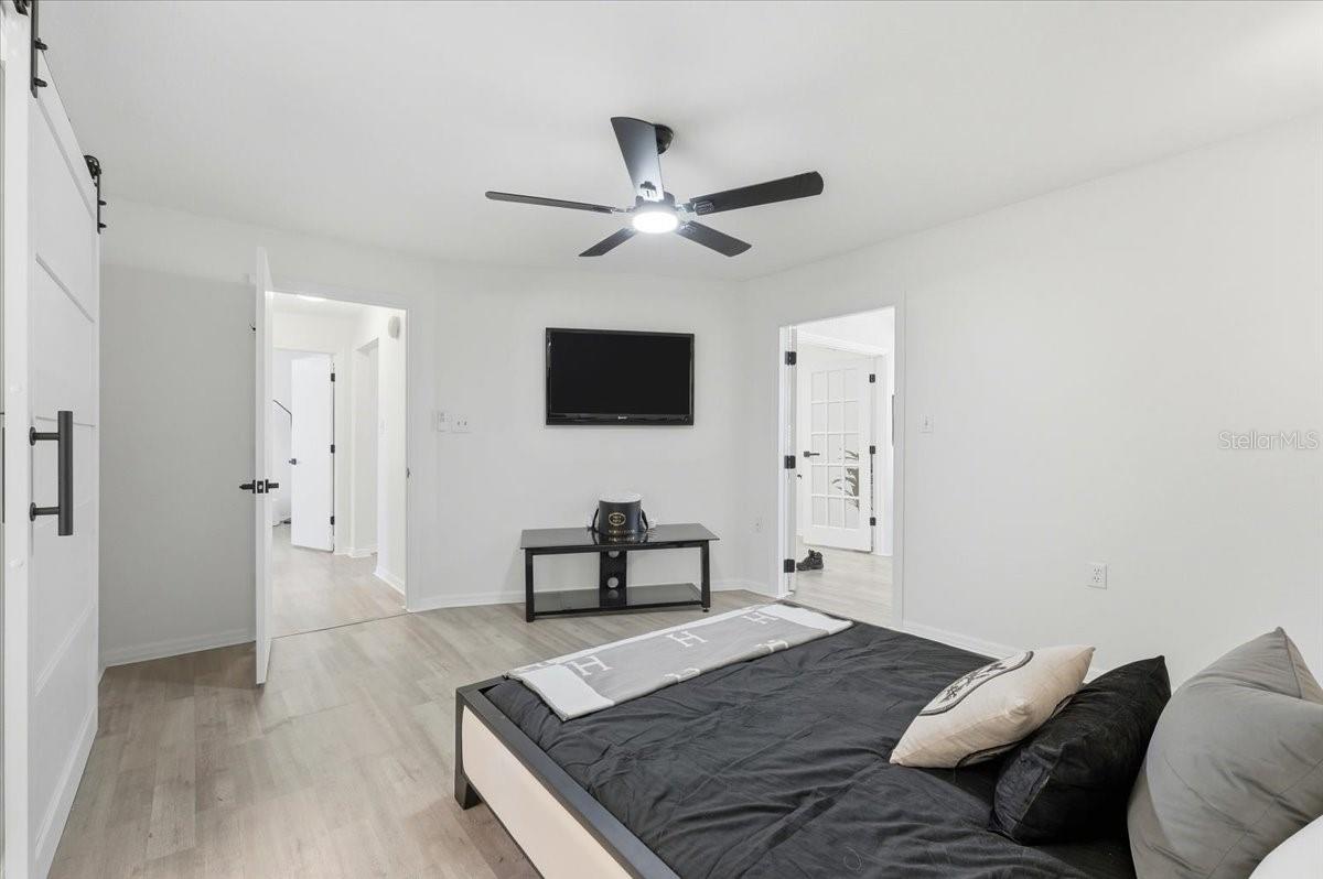 669 Eagle Run Property Photo 15