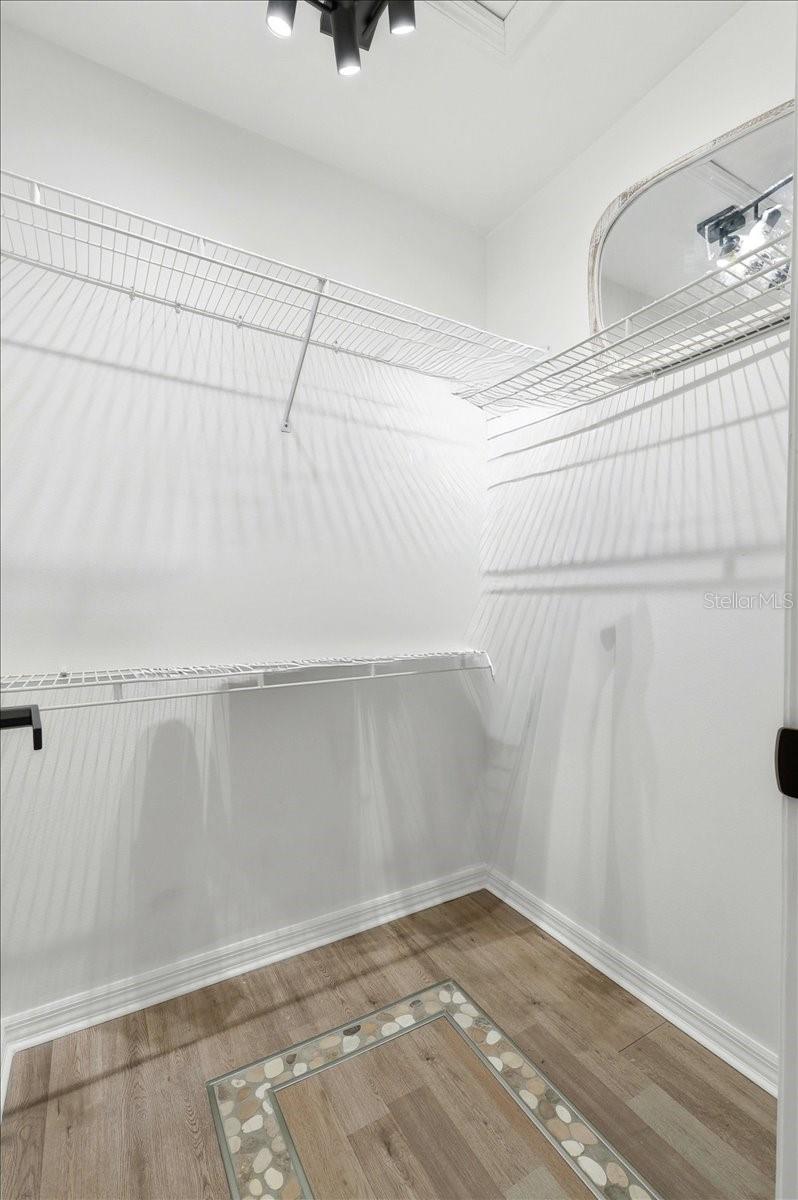 669 Eagle Run Property Photo 18