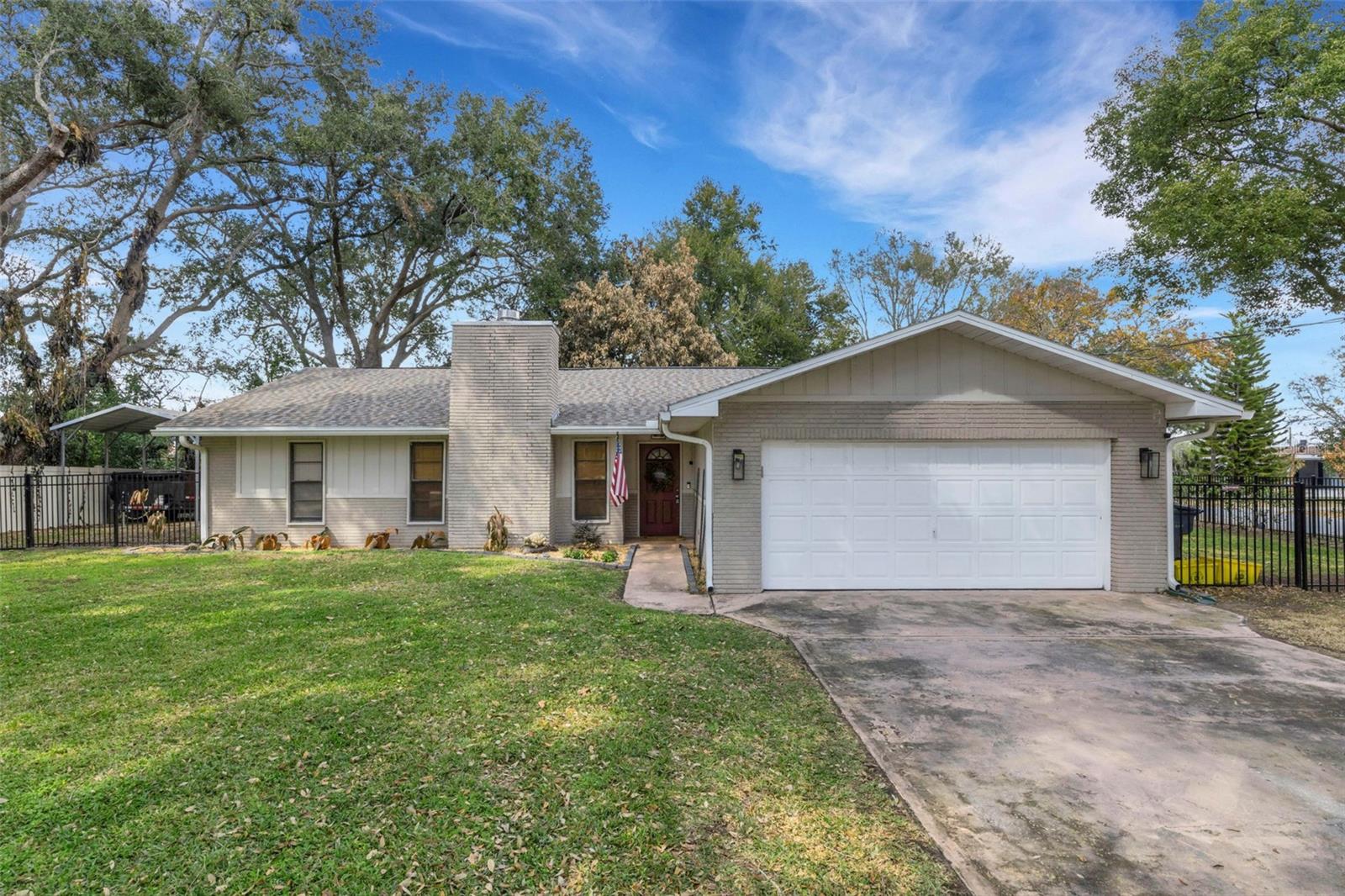 1522 ECKART DR