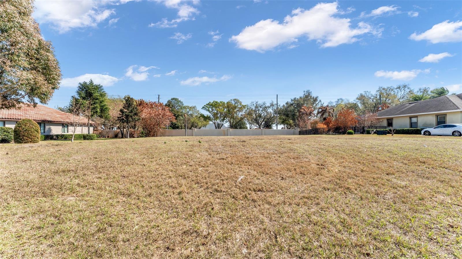 4410 Emerald Palms Ln Property Photo 4