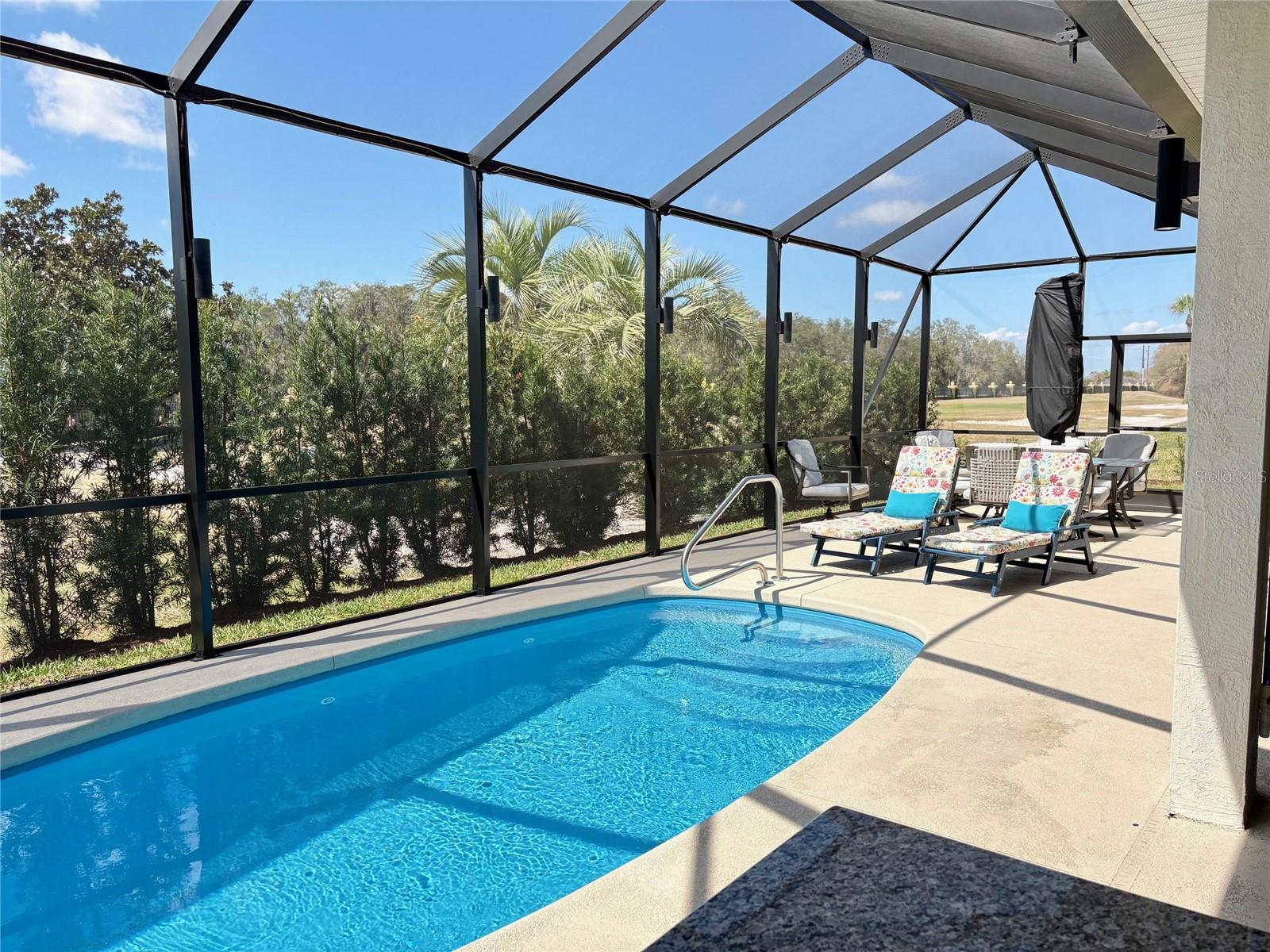 6261 Pinehurst Loop Property Photo 4