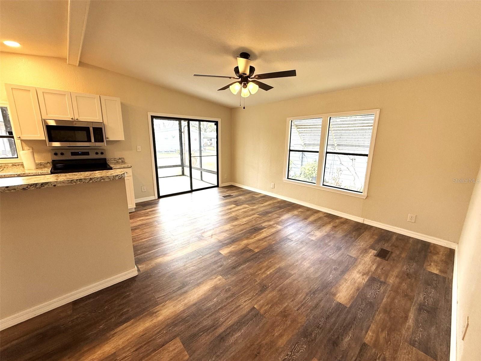 2055 S Floral Ave #214 Property Photo 6