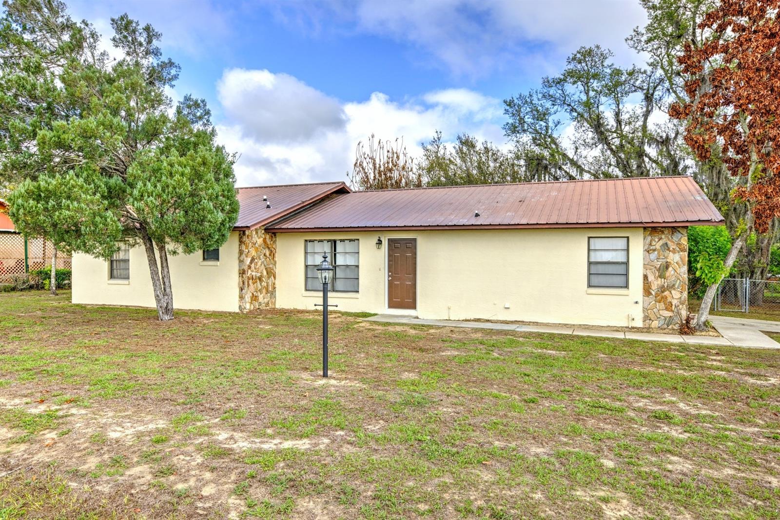 2052 W Stryker Rd Property Photo 3
