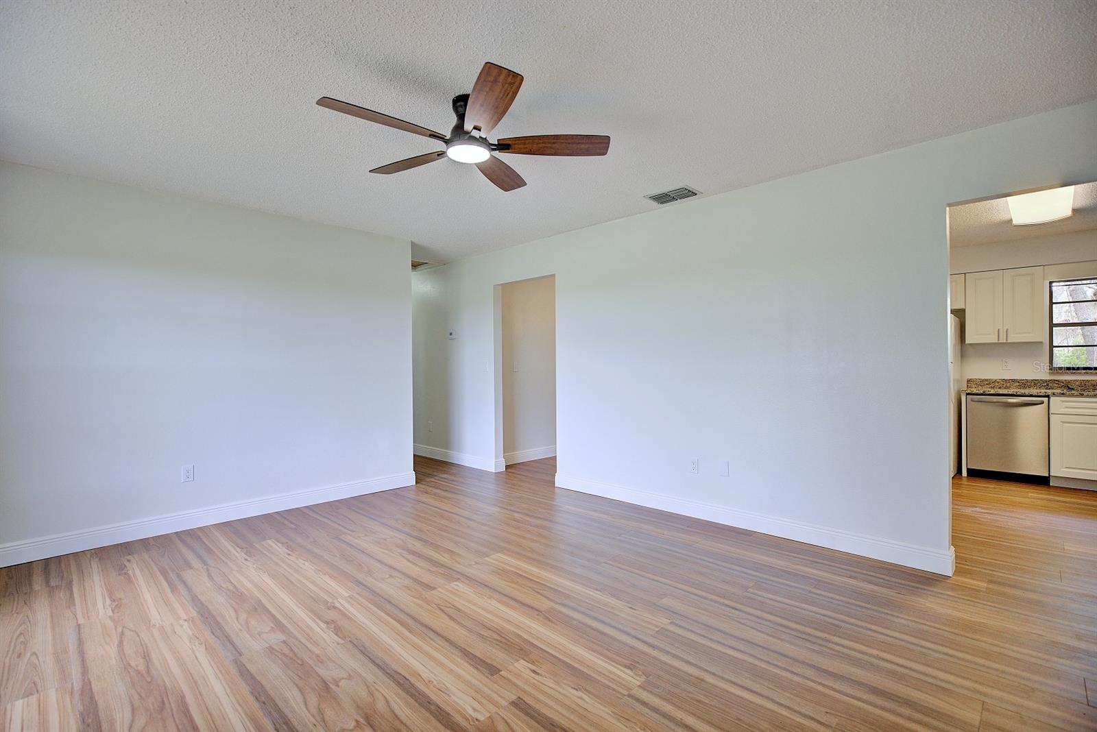 2052 W Stryker Rd Property Photo 6