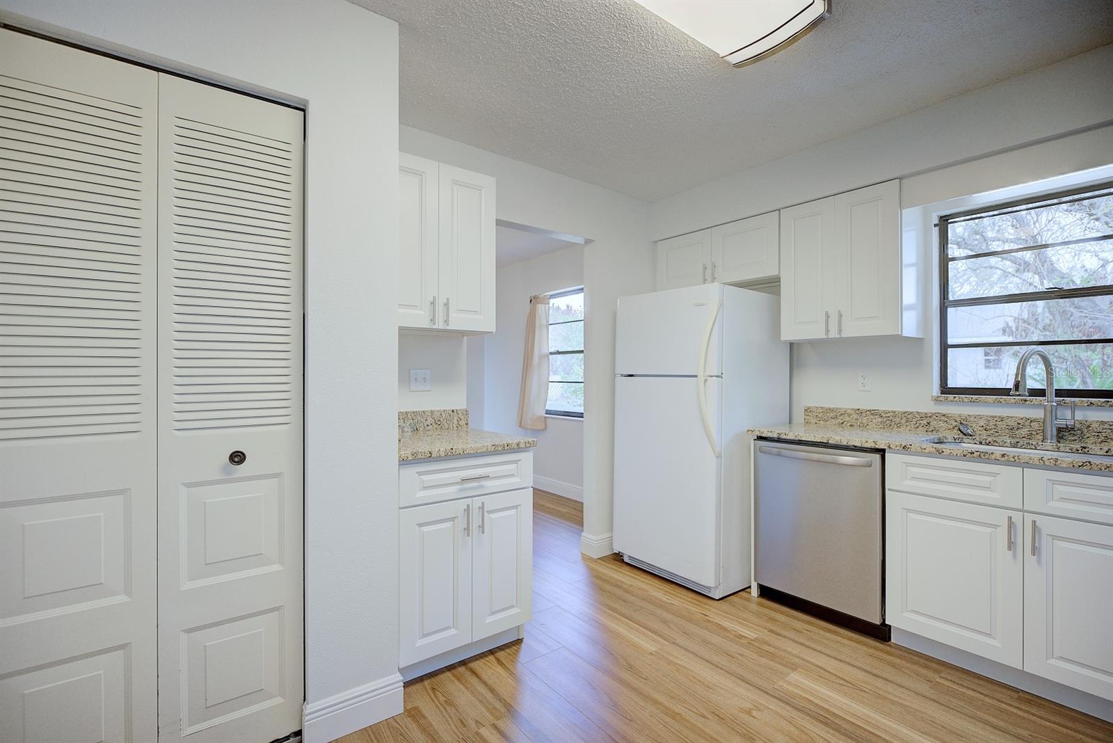 2052 W Stryker Rd Property Photo 15