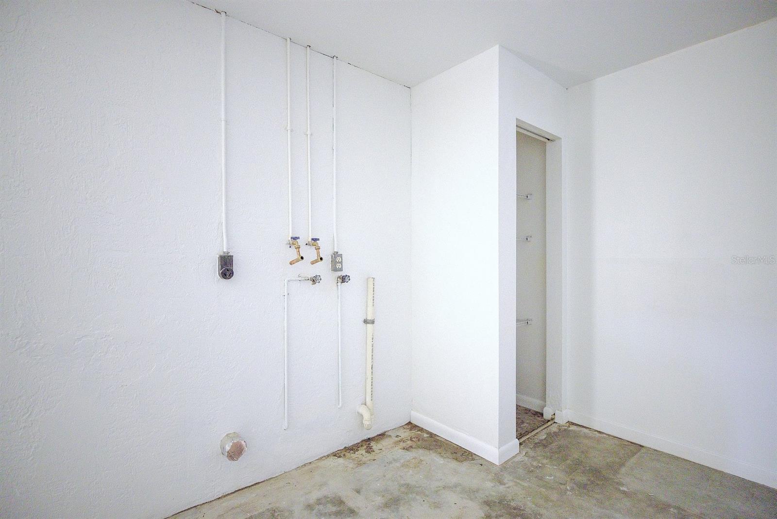 2052 W Stryker Rd Property Photo 38