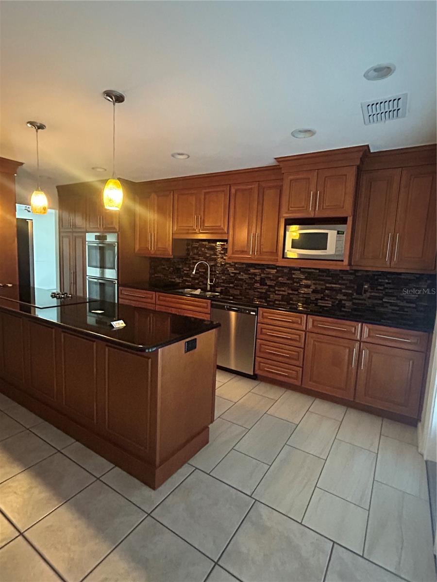 2935 Plantation Rd Property Photo 37