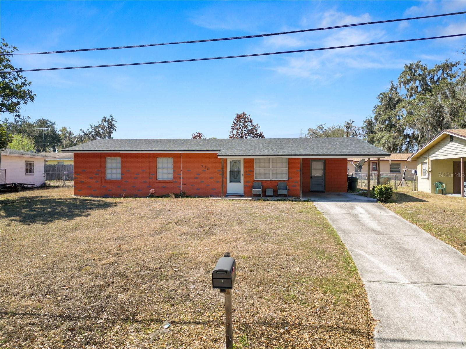 955 E Tee Cir Property Photo 1