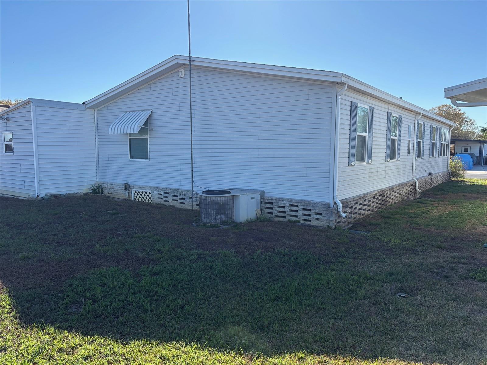 6133 Grand Oaks Dr Se Property Photo 4