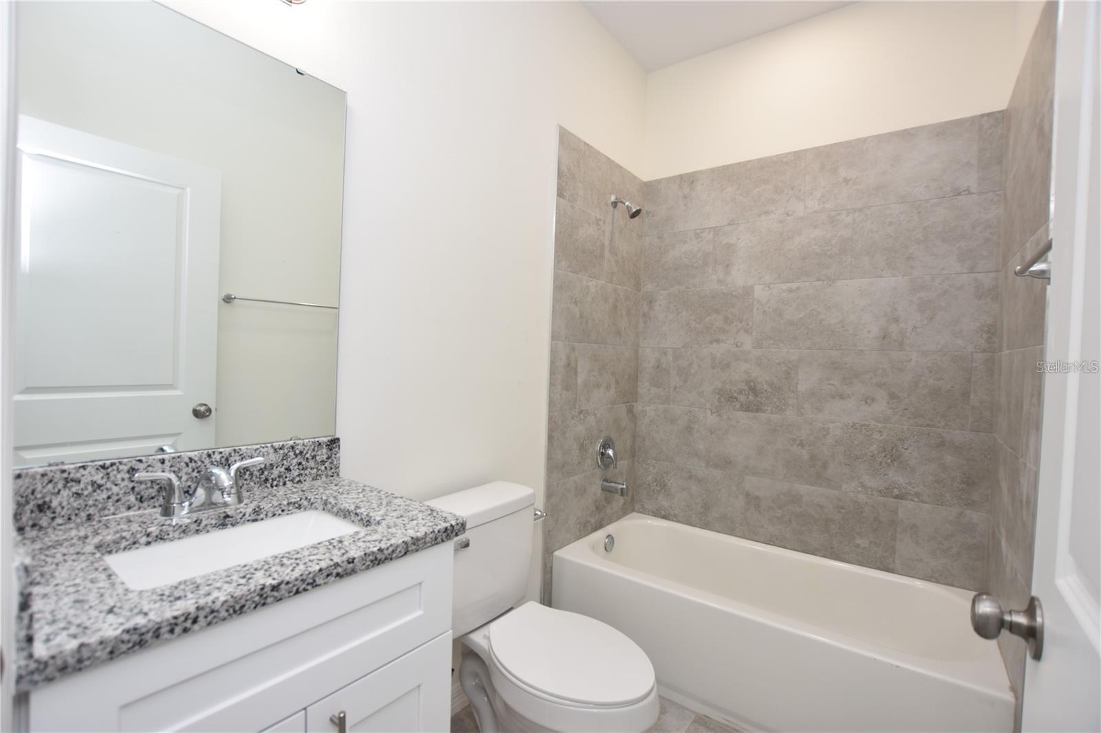 202 W Crescent Dr Property Photo 13