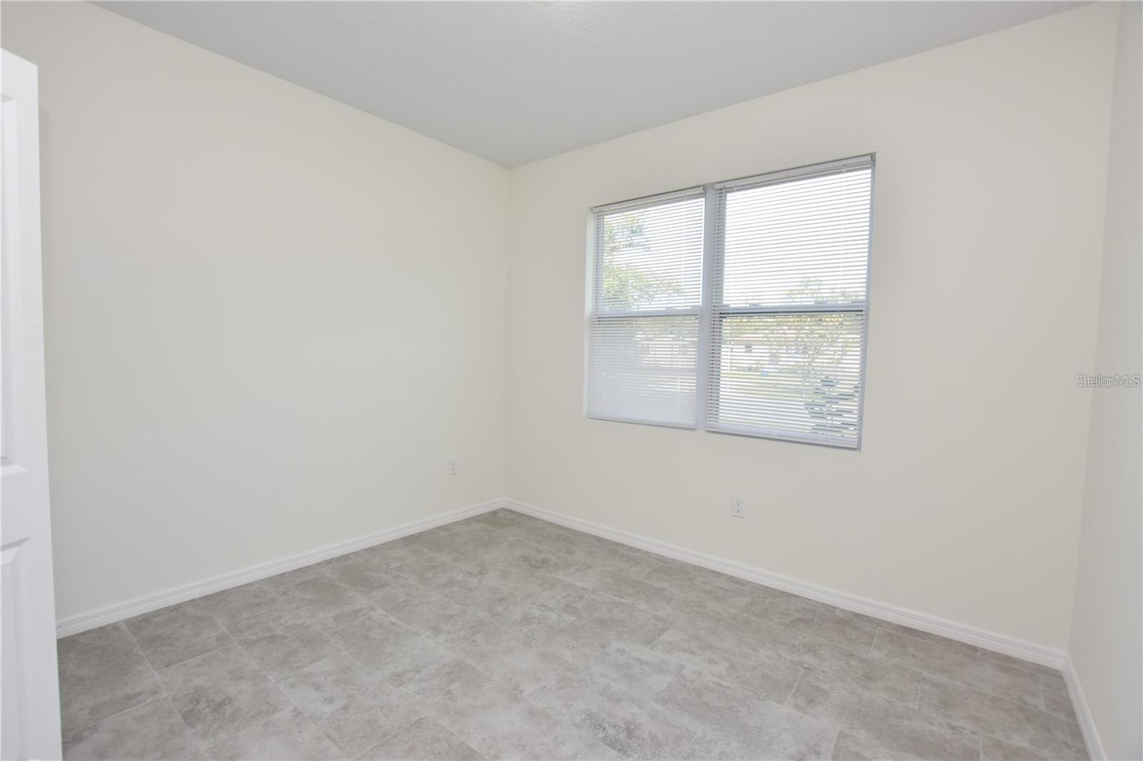 202 W Crescent Dr Property Photo 15