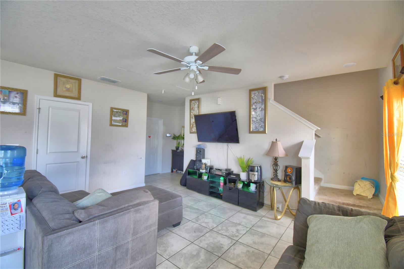 1533 Majestic Ln Property Photo 4