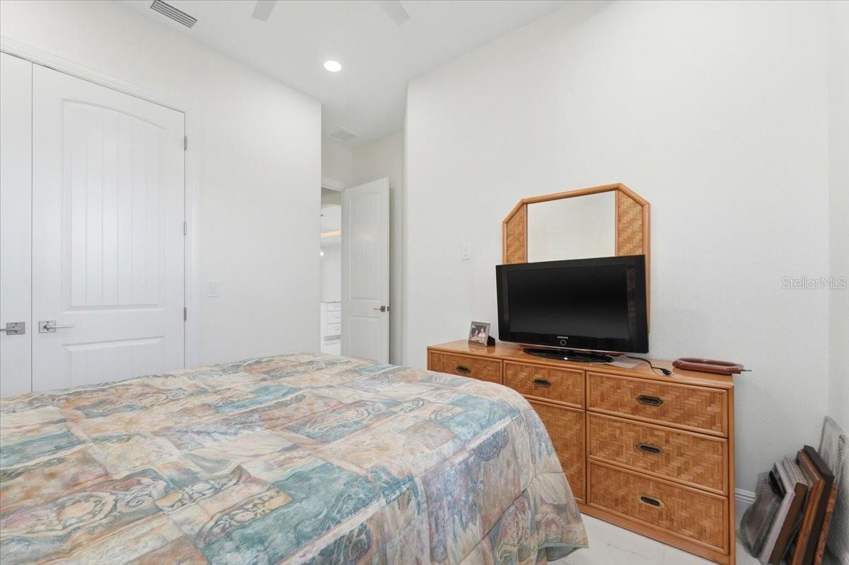 517 Home Coming Way Property Photo 32