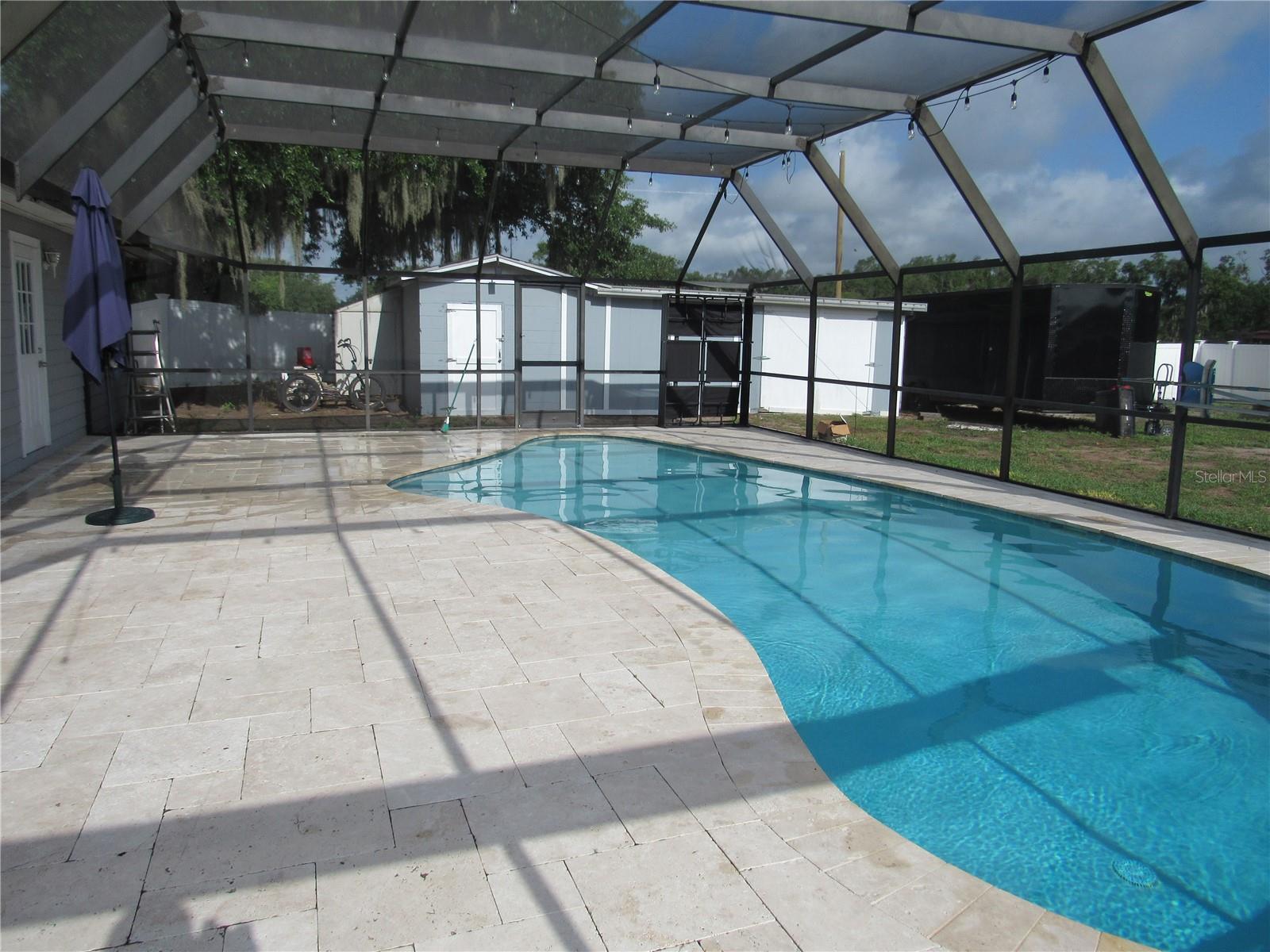 330 Moccasin Hollow Rd Property Photo 4
