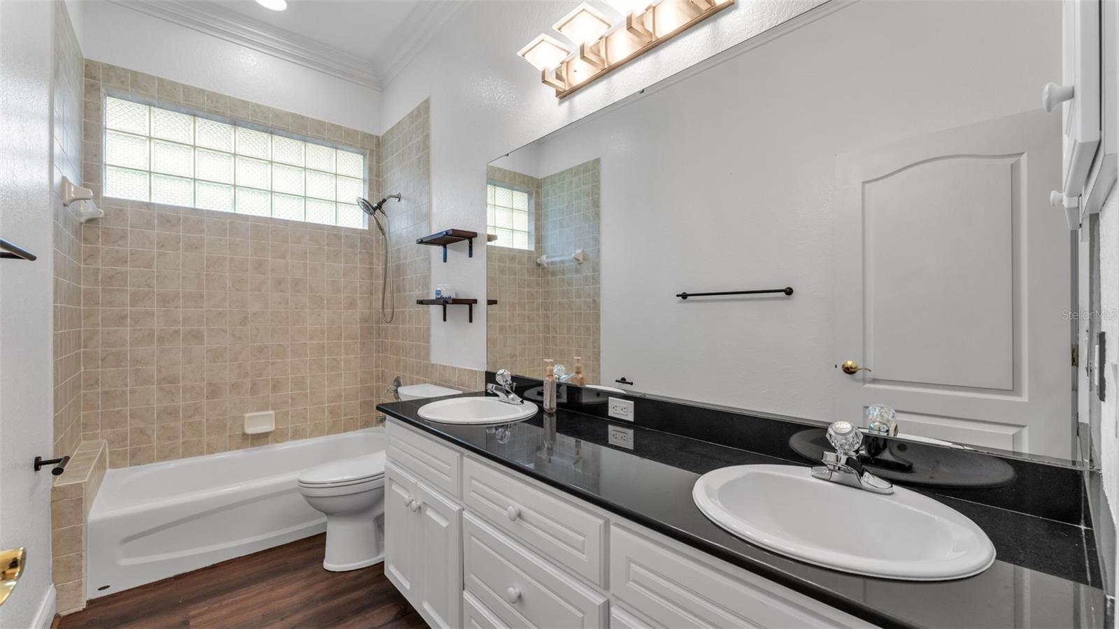 1603 Sir Henrys Trl Property Photo 21