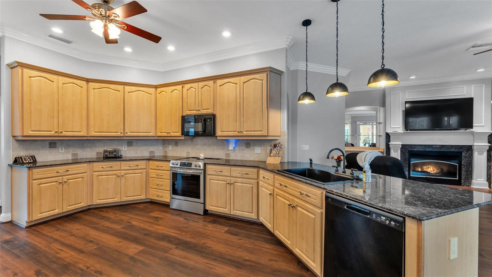 1603 Sir Henrys Trl Property Photo 31