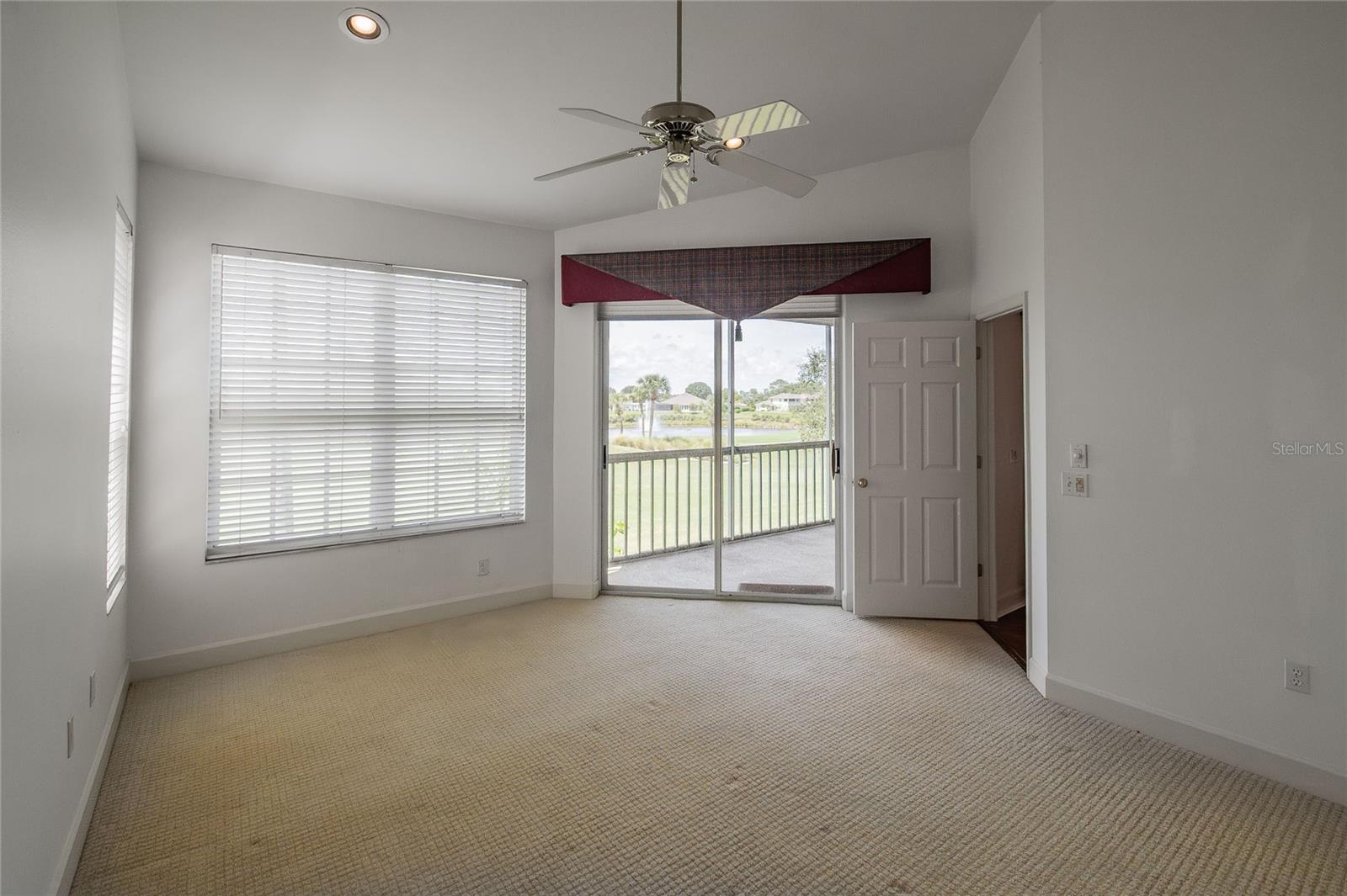 447 Enclave Pl #447 Property Photo 19