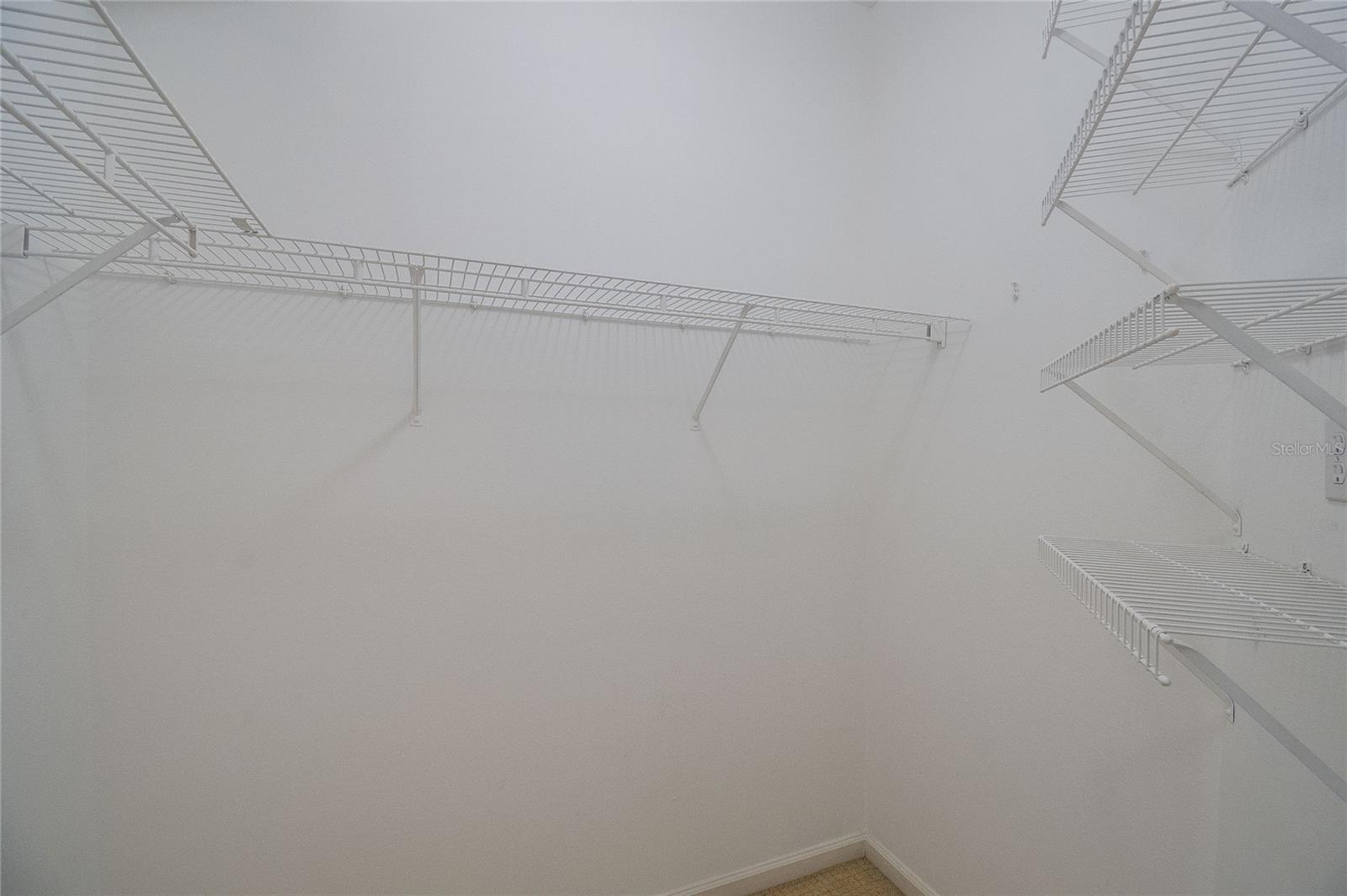 447 Enclave Pl #447 Property Photo 25