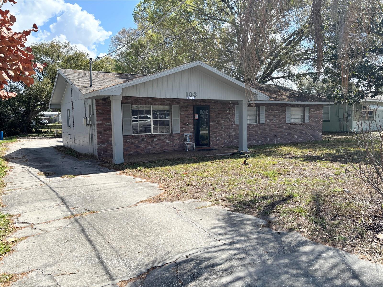 103 Davis St Property Photo 1