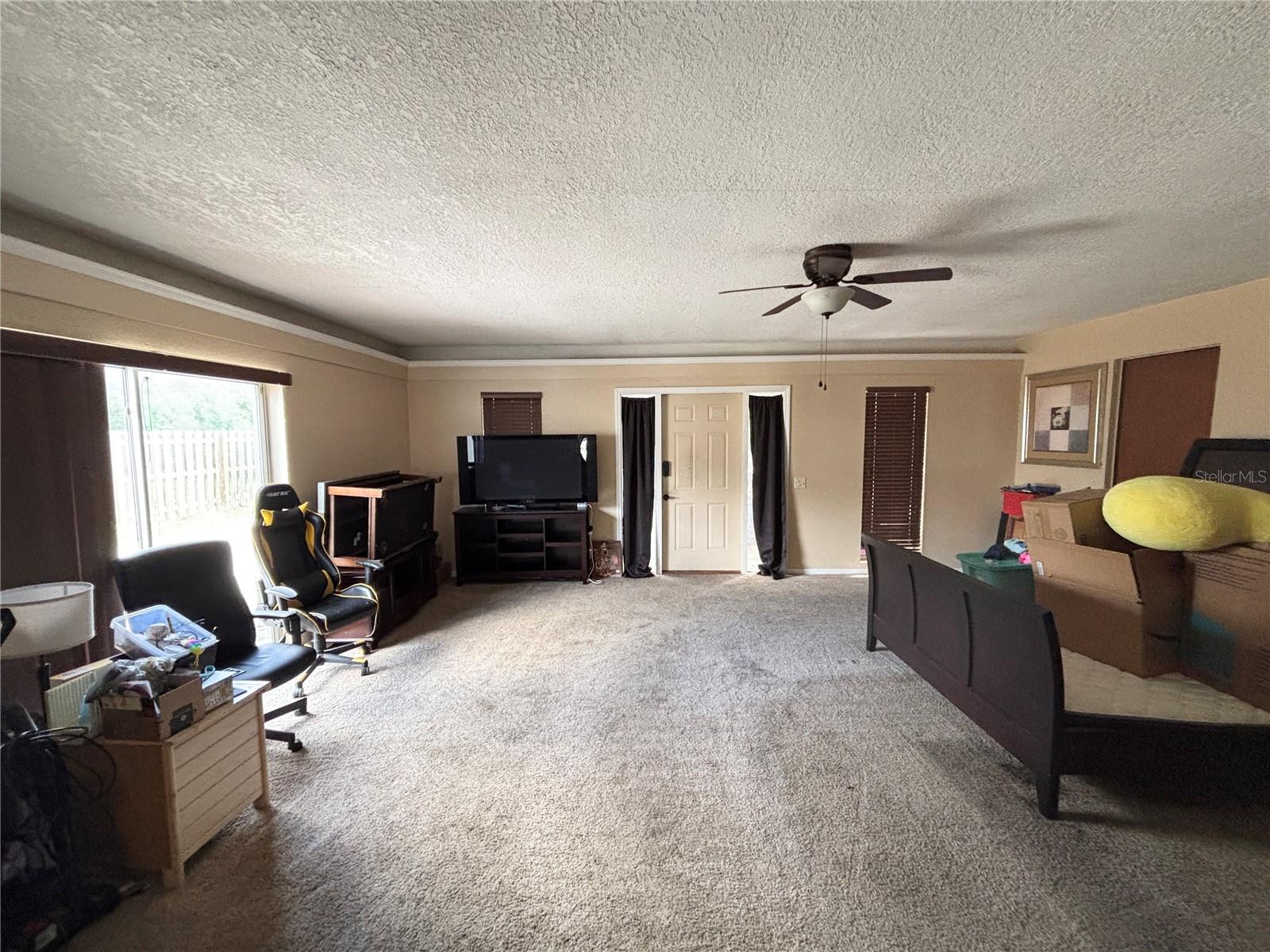 103 Davis St Property Photo 7