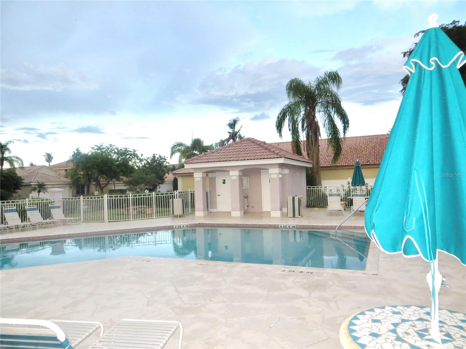 510 Sw 181st Way Property Photo 4