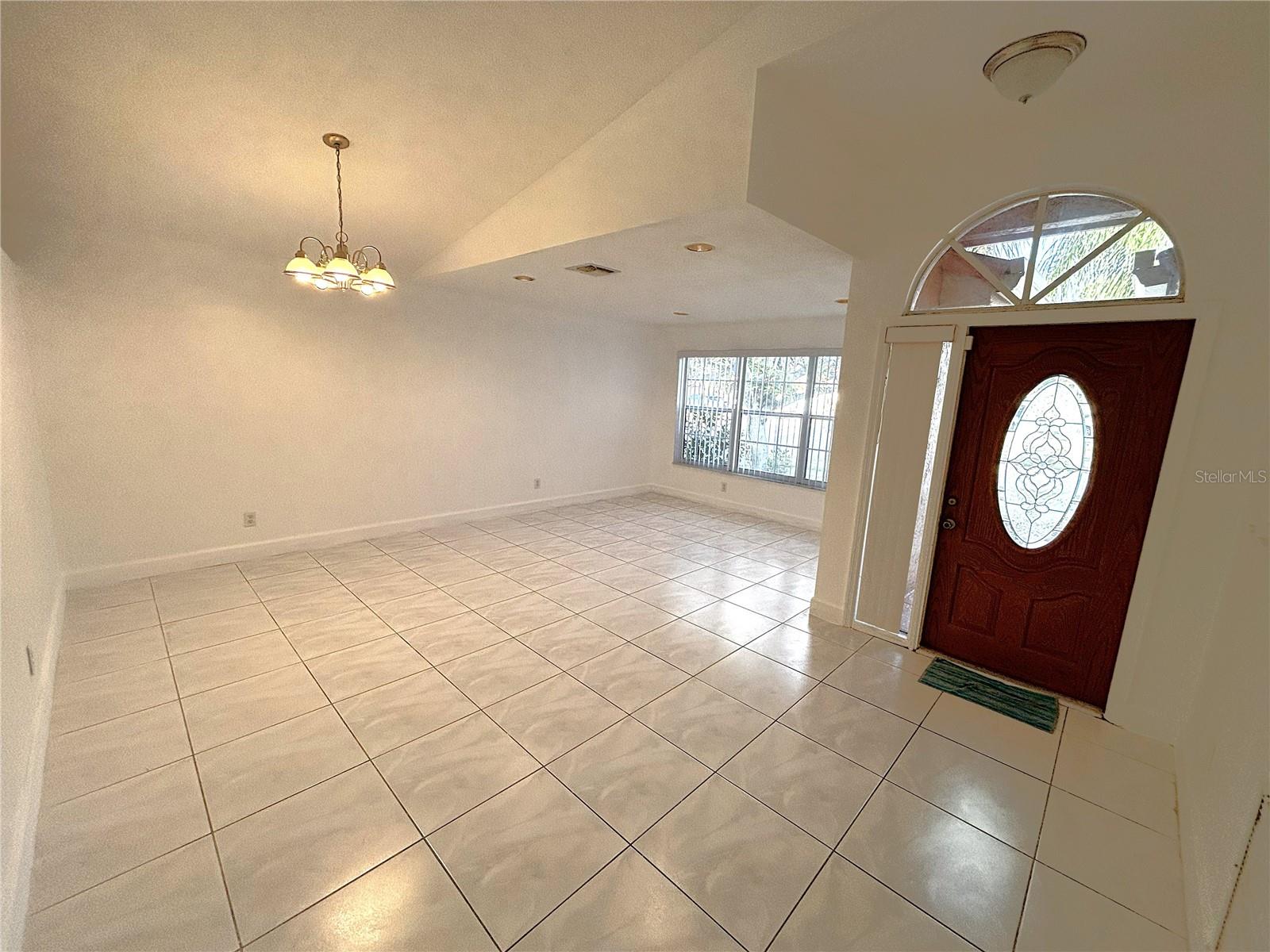 510 Sw 181st Way Property Photo 8
