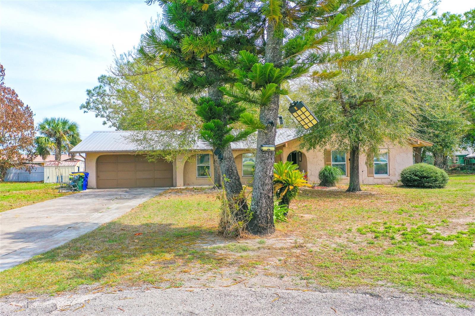 1318 Deer Park Ct Property Photo 1