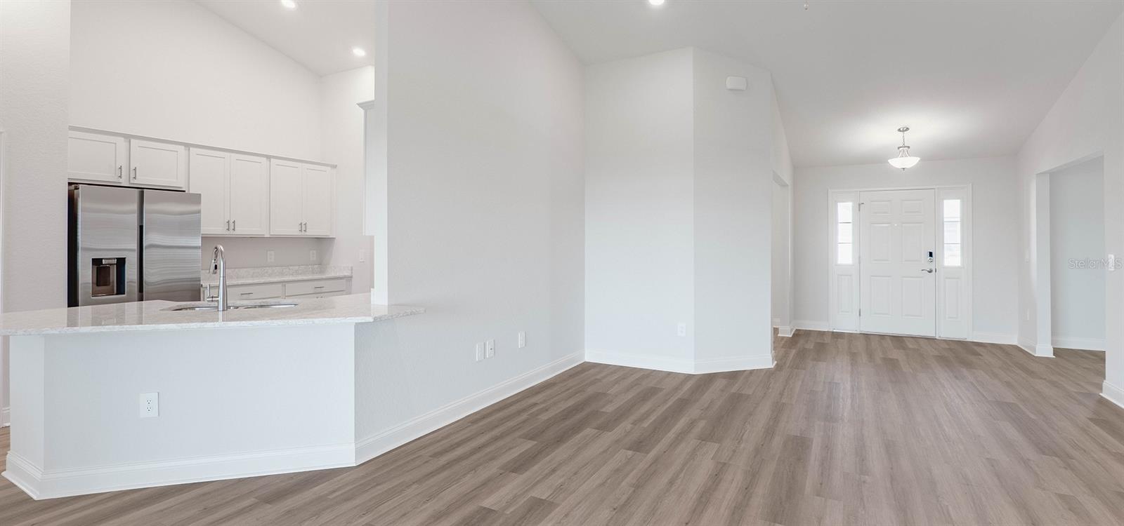 1496 Melrose St Property Photo 5