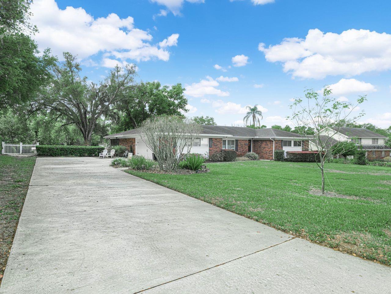 1709 Virginia Ct Property Photo 3