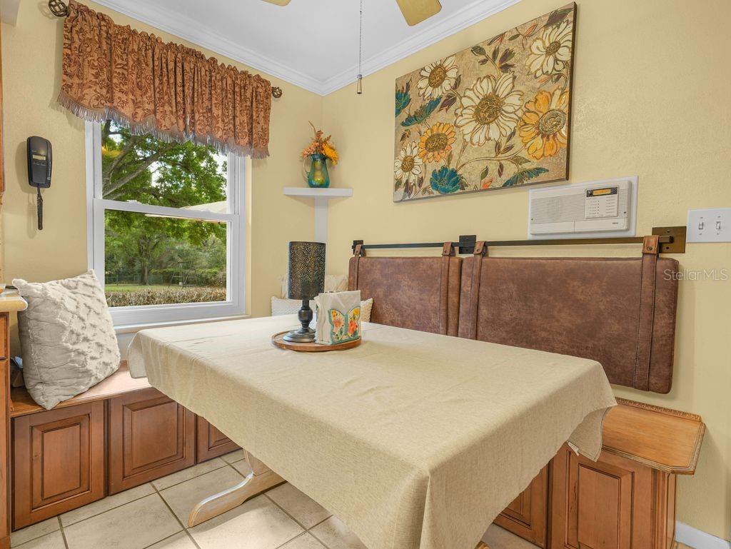 1709 Virginia Ct Property Photo 12