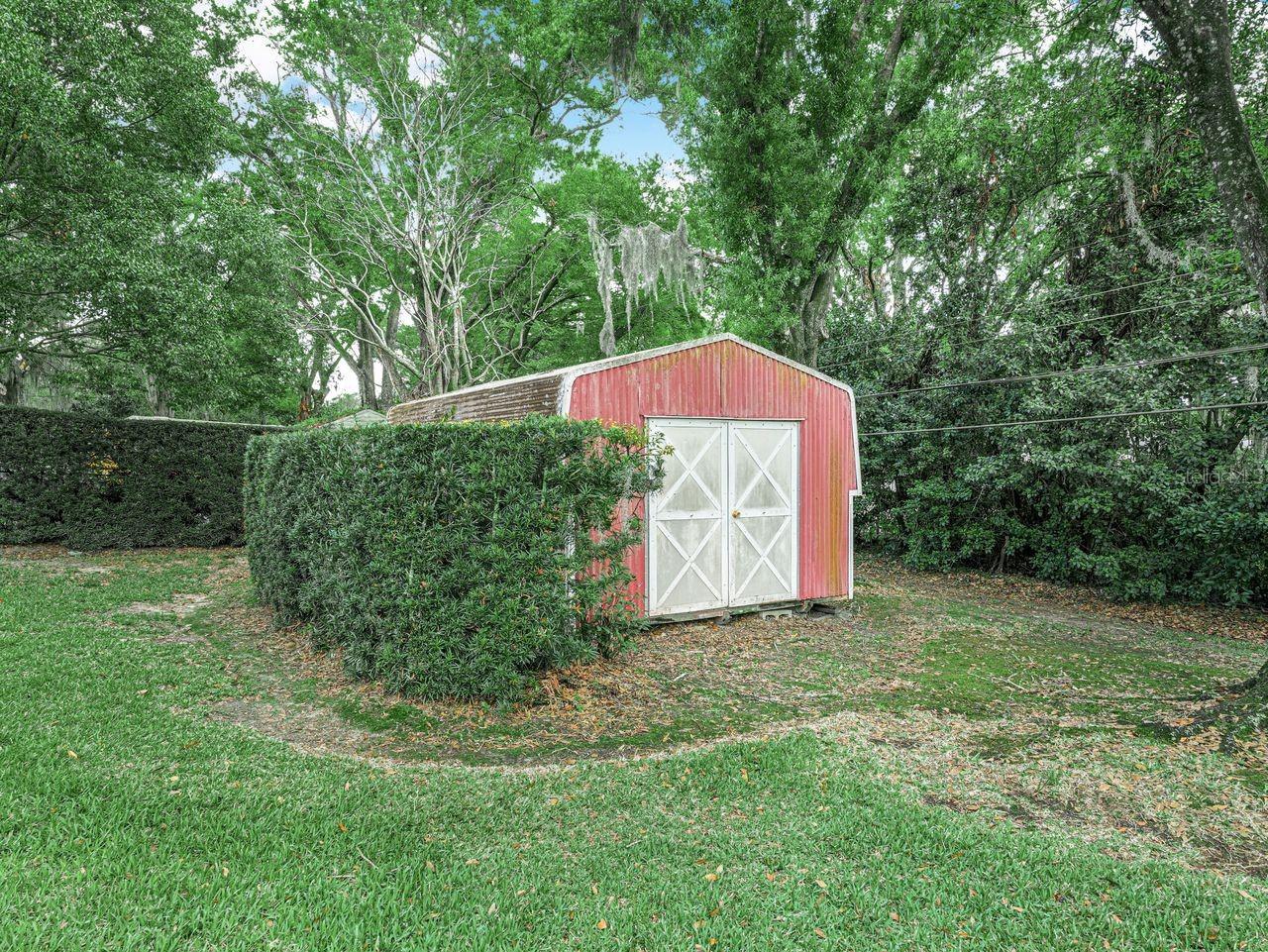 1709 Virginia Ct Property Photo 23