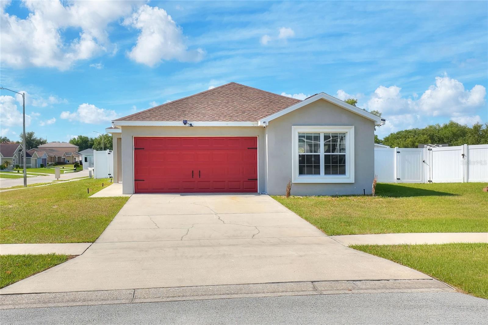 780 OVERLOOK GROVE DR
