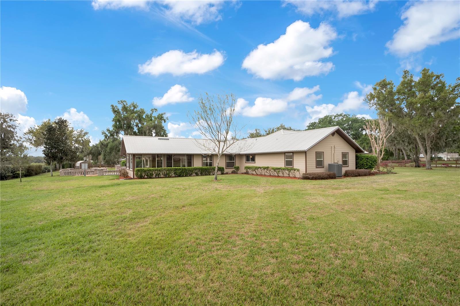 1401 Buell Ct Property Photo 42