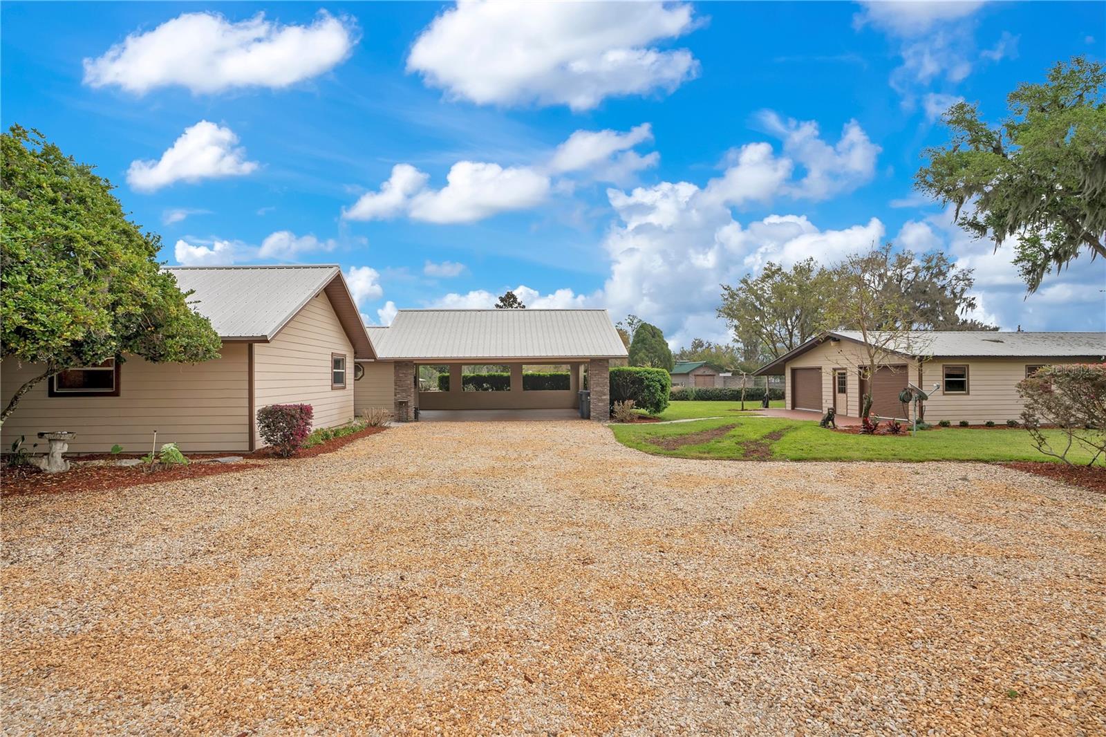 1401 Buell Ct Property Photo 44