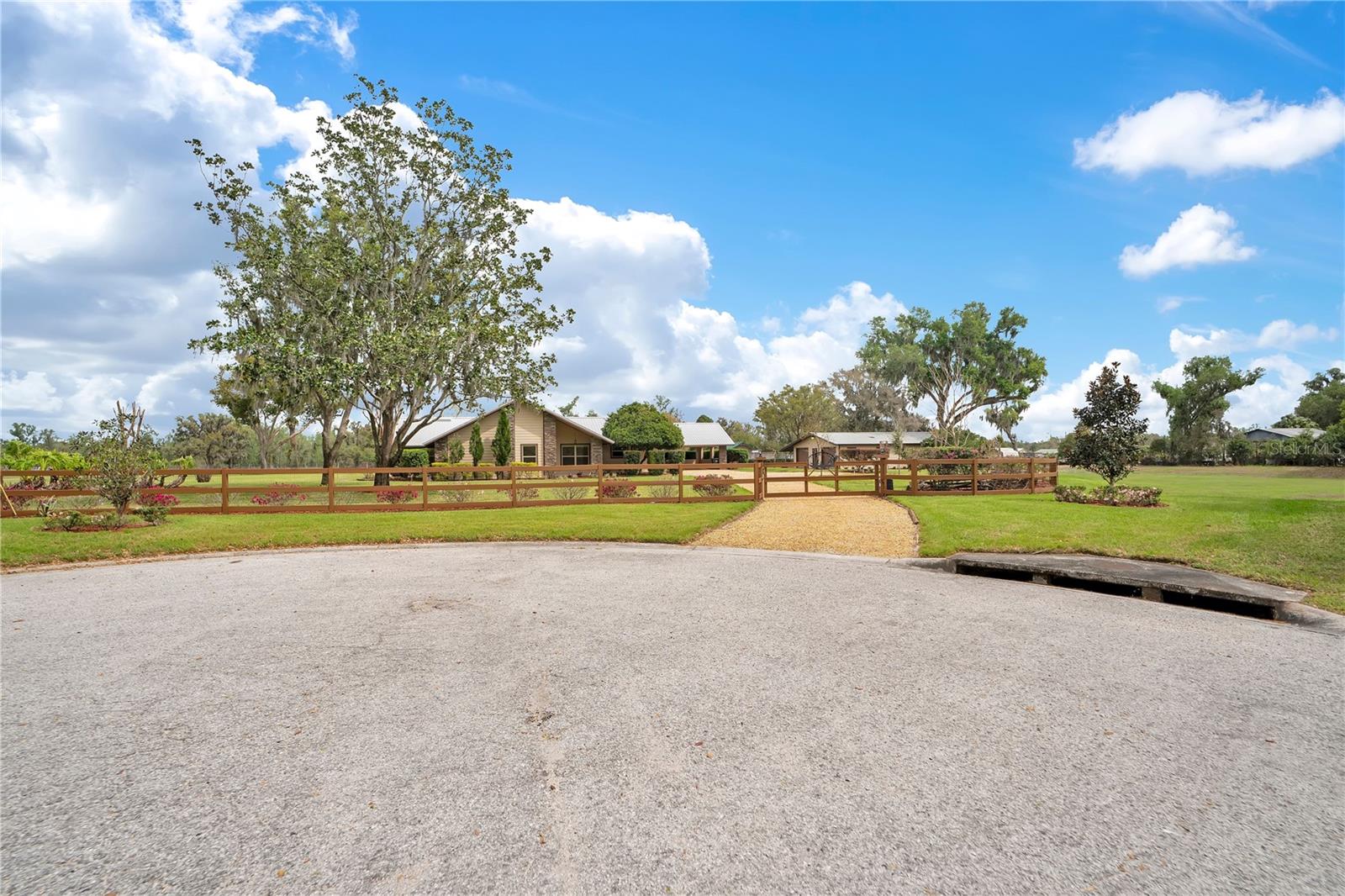 1401 Buell Ct Property Photo 46