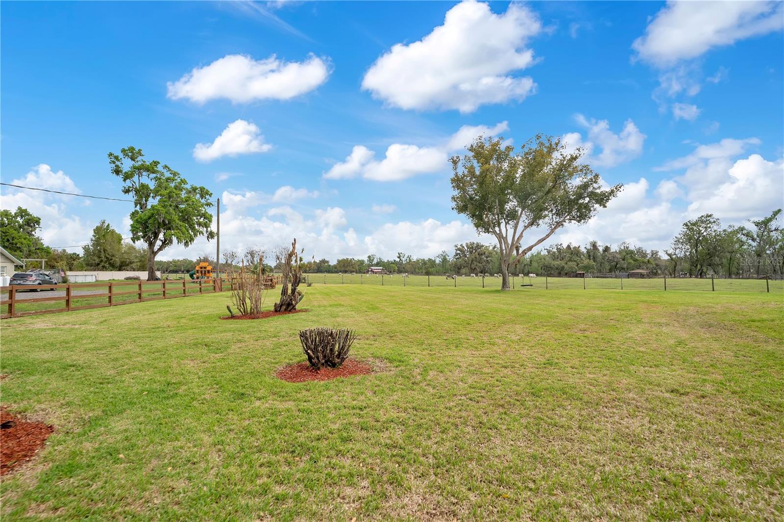 1401 Buell Ct Property Photo 48