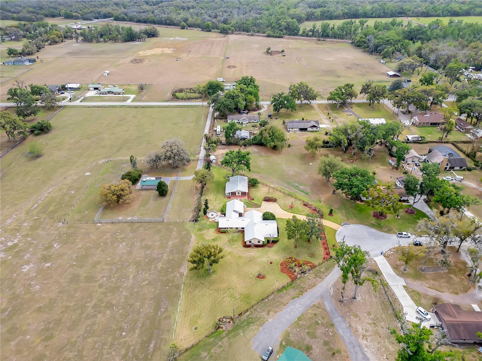 1401 Buell Ct Property Photo 75