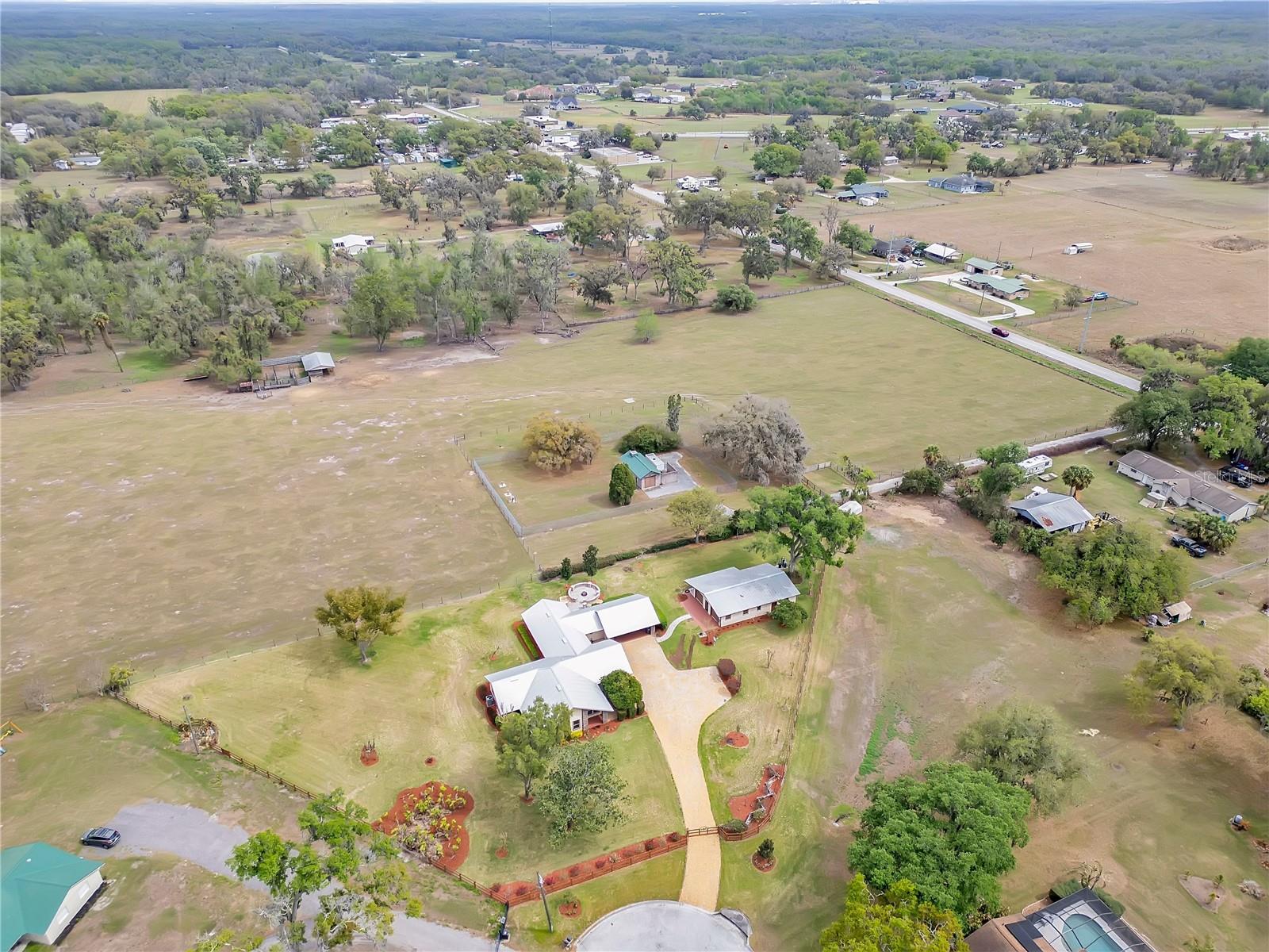 1401 Buell Ct Property Photo 77
