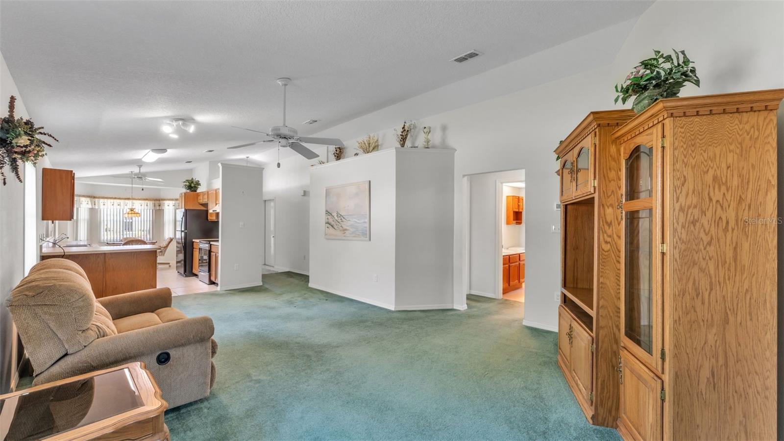 6236 Raven Run Property Photo 18