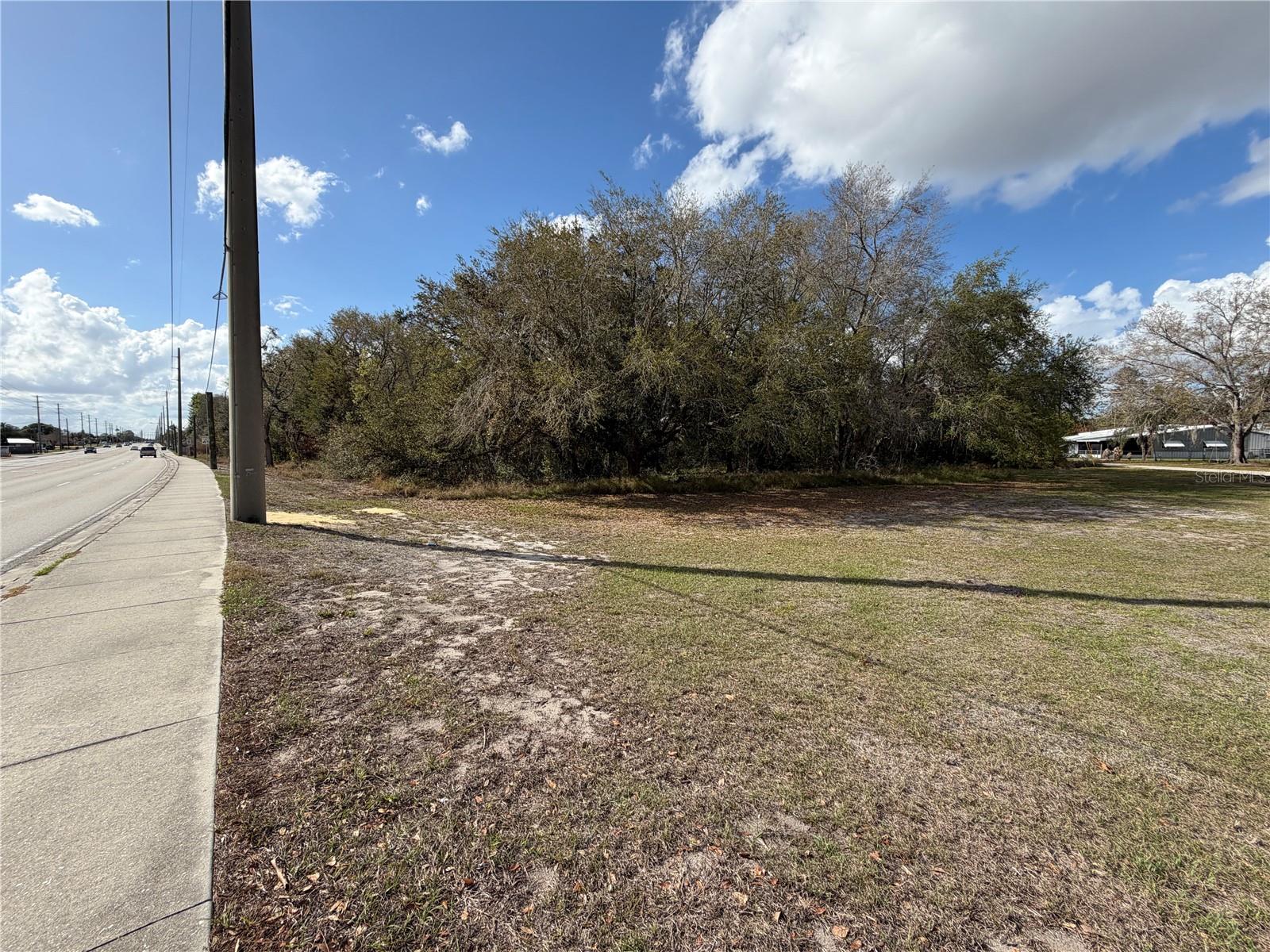 3500 Sebring Pkwy Property Photo 4