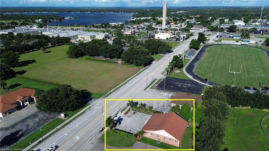 308 Dal Hall Blvd Property Photo 2