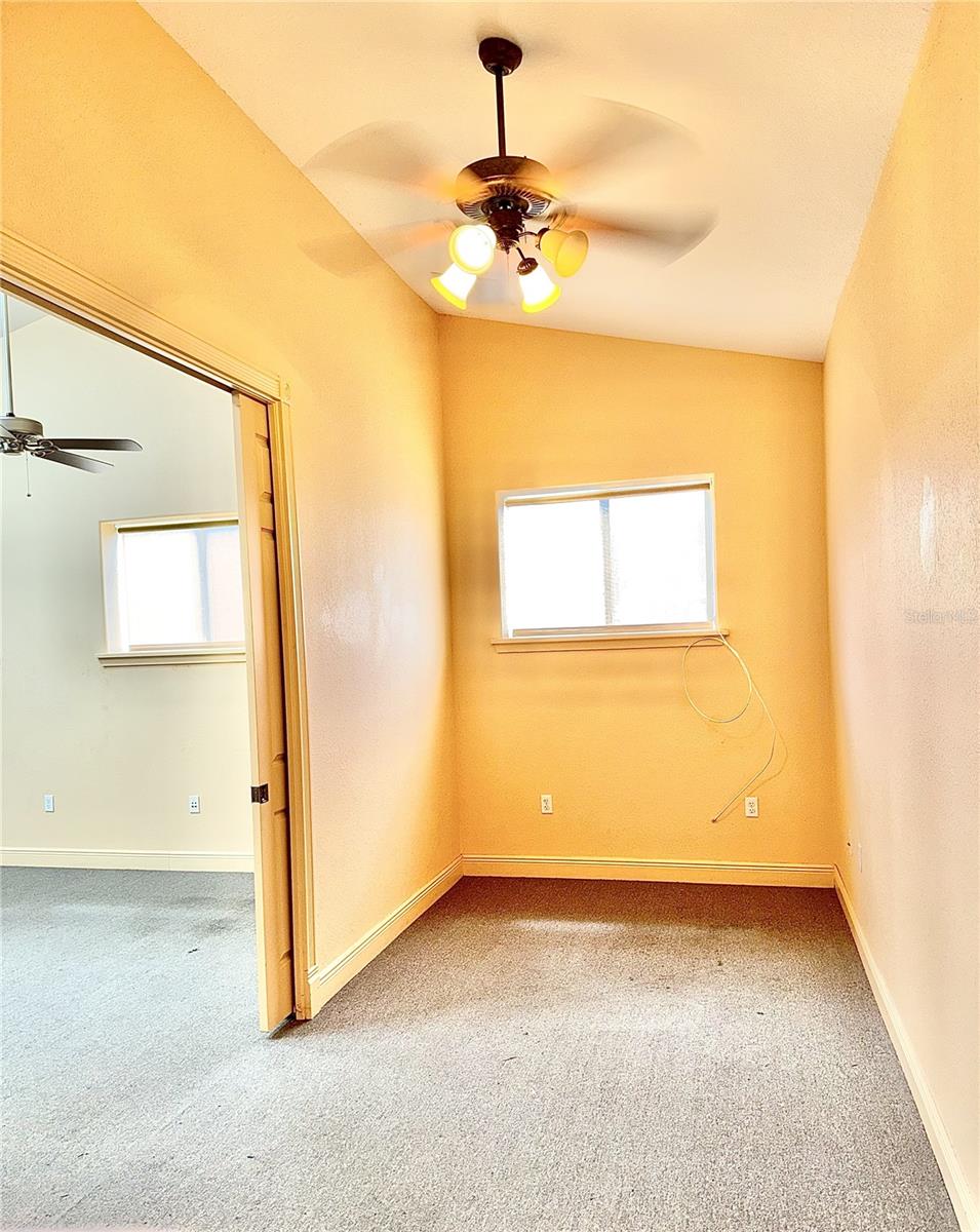308 Dal Hall Blvd Property Photo 4