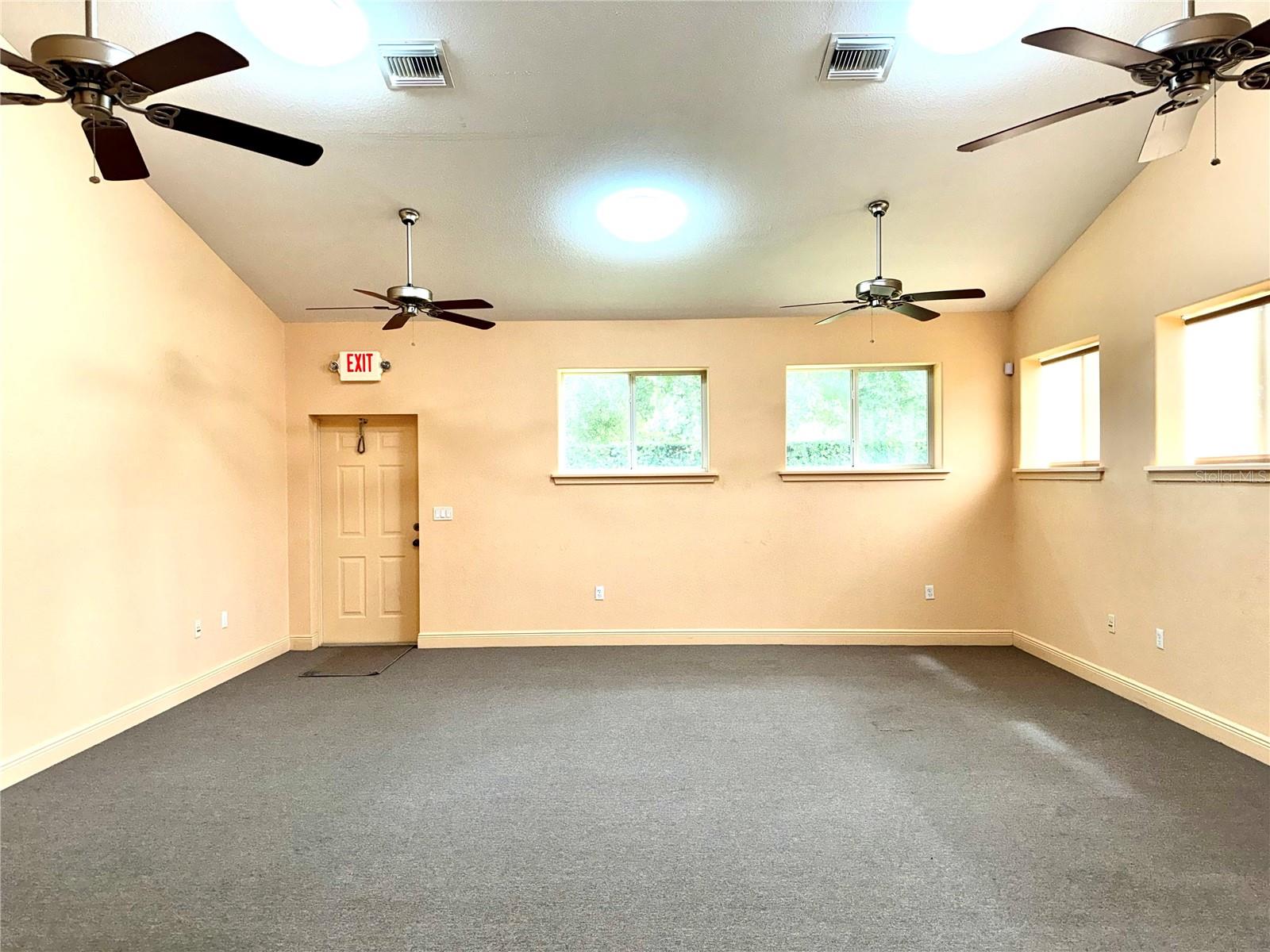 308 Dal Hall Blvd Property Photo 17